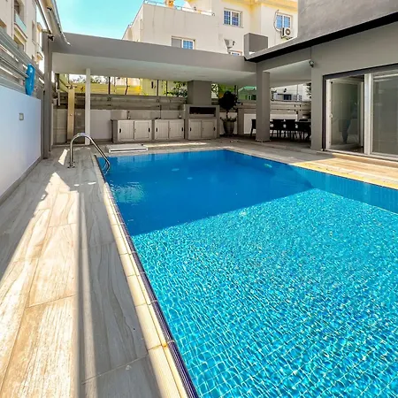 Villa Kyrenia Central *